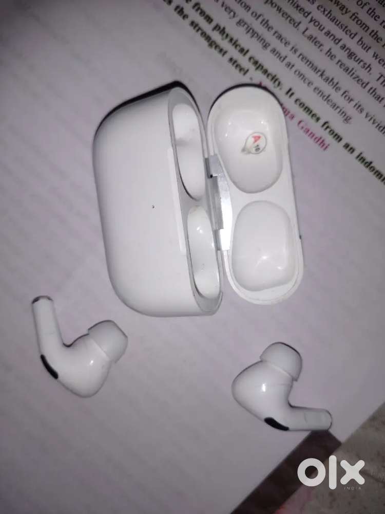 Neat condition ear pods