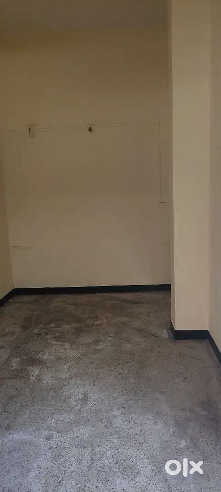 Shop for sale shaniwar peth near adalat wada