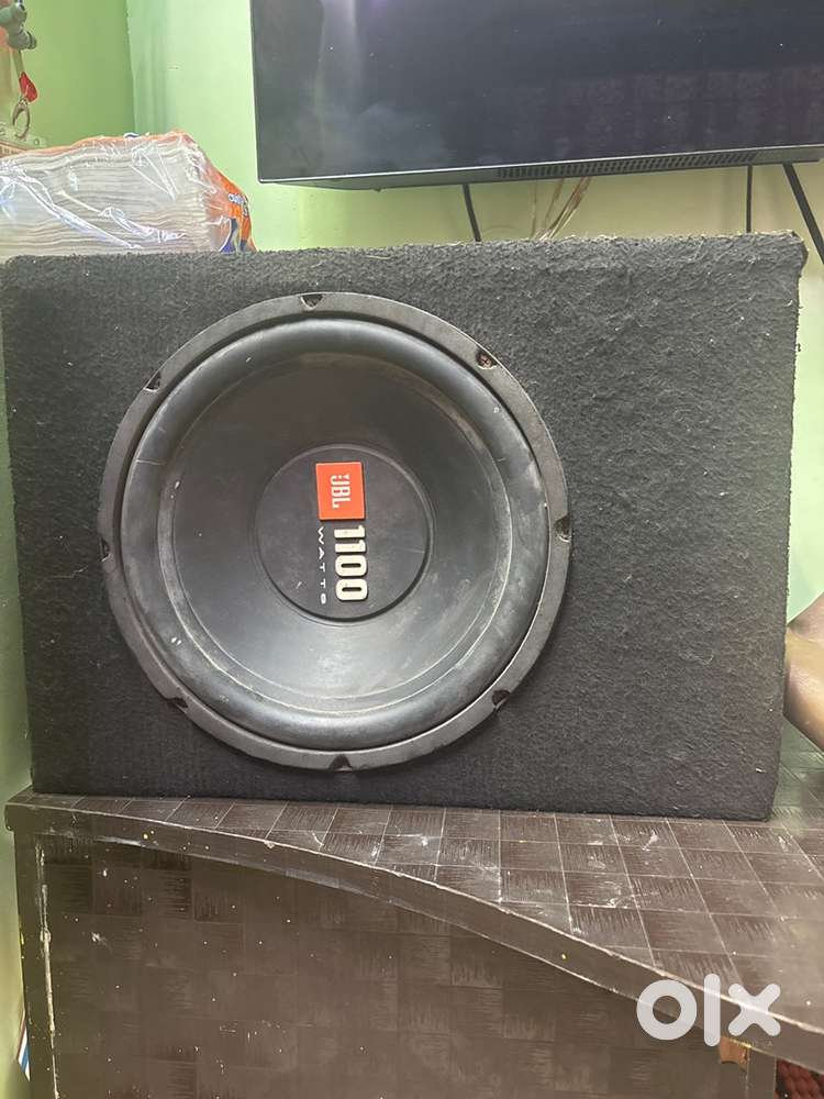 Very good condition JBL subwoofer