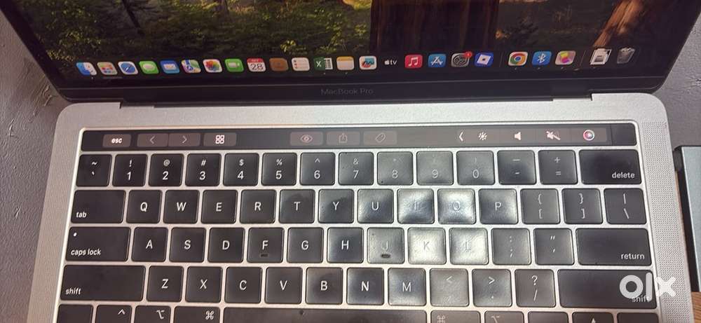 Mackbook pro 2019 with tuchbar