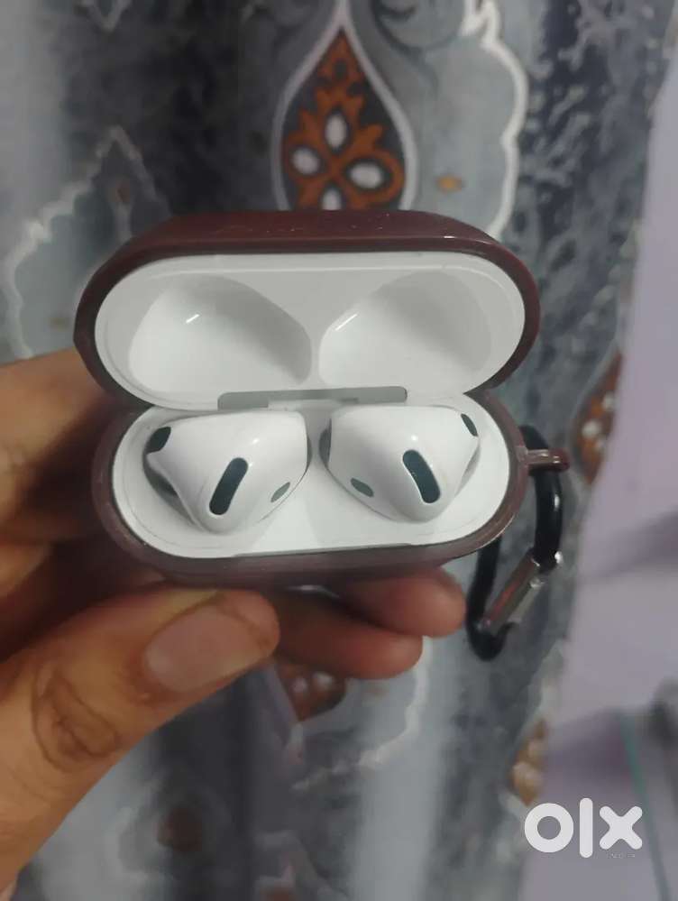 Apple airpods 4
