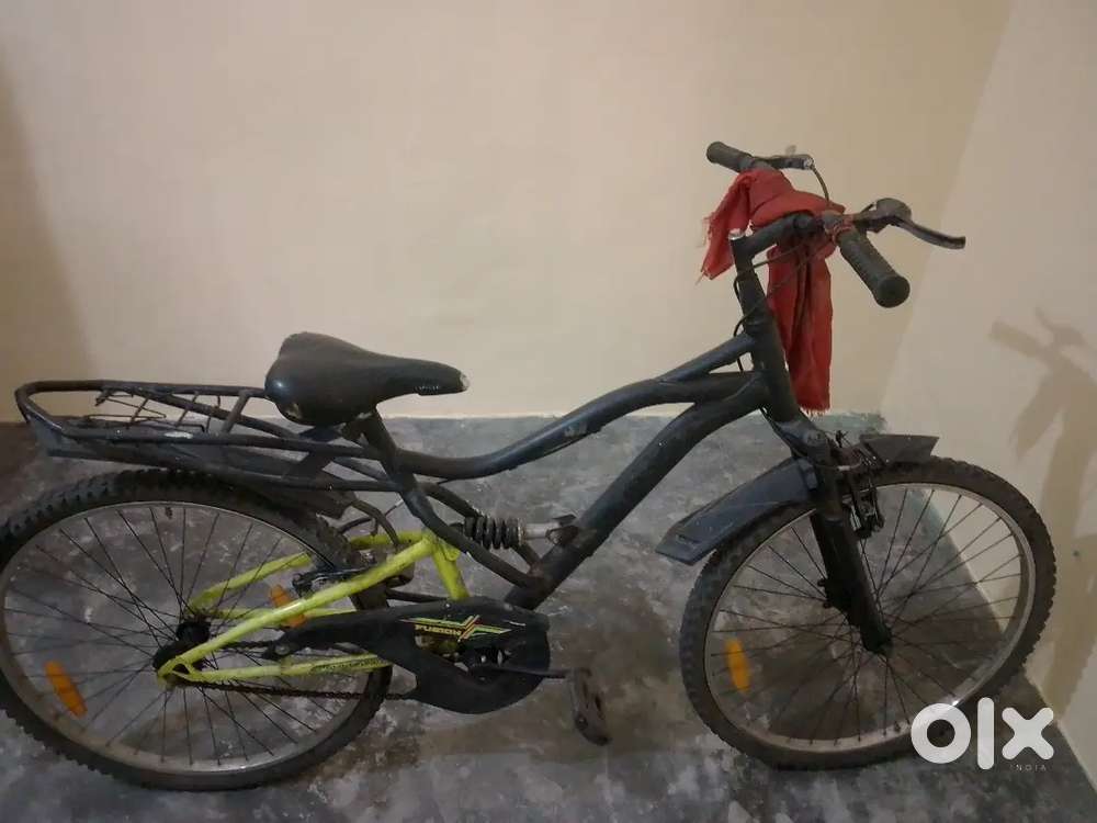 I have selling it due to some personal reasons in 5000 only