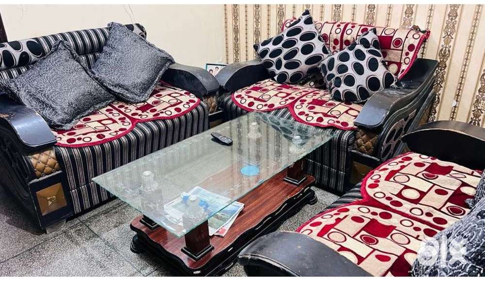 6 seater sofa for sale with good condition