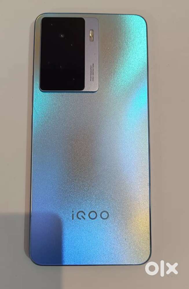 IQOO Z7s Vivo 5G Smartphone– Excellent Condition!