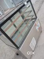 Cake Display fridge