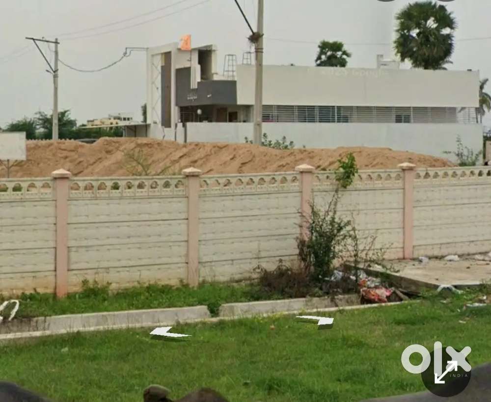 215 yards RUDA west north 60ft road kolamuru