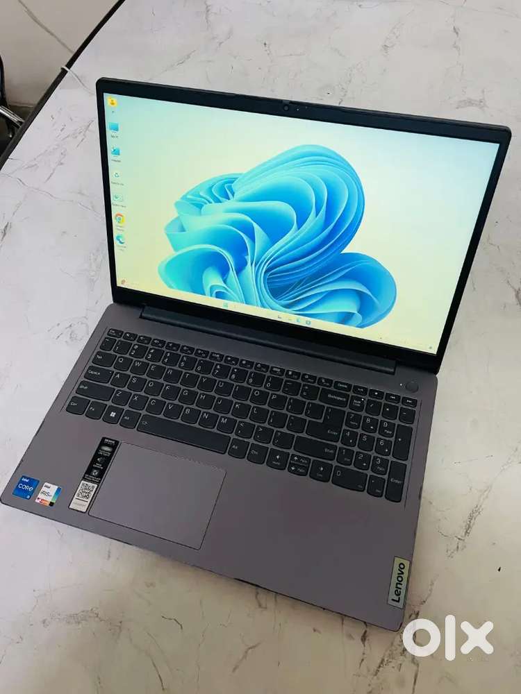 LENOVO IDEAPAD SLIM 3 CORE I5 12TH GEN
16GB RAM 512GB SSD