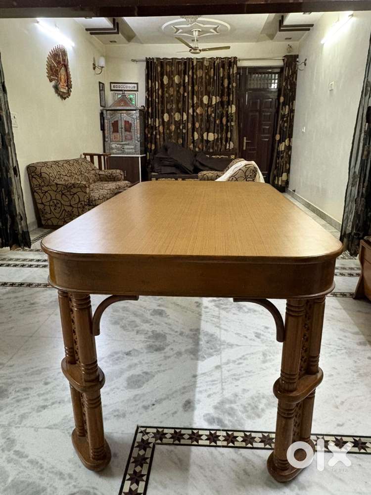 Dinning table