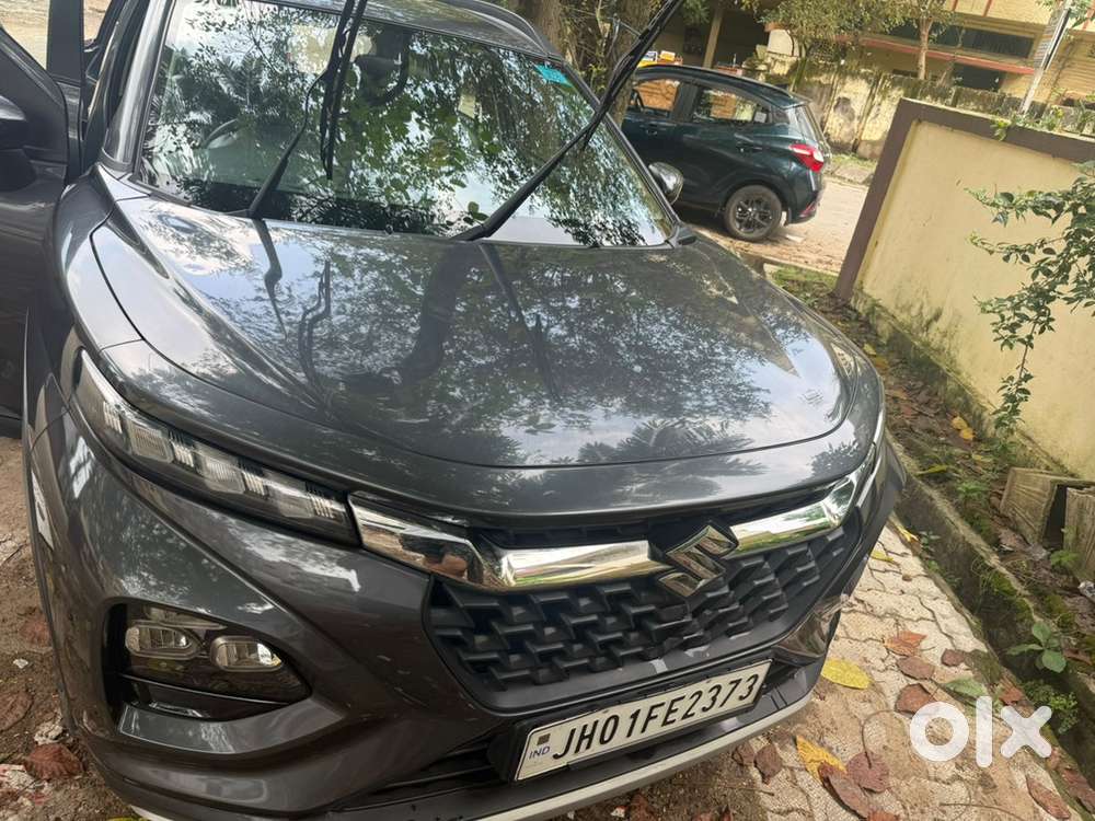 Maruti Suzuki Fronx 2023 Petrol Well Maintained