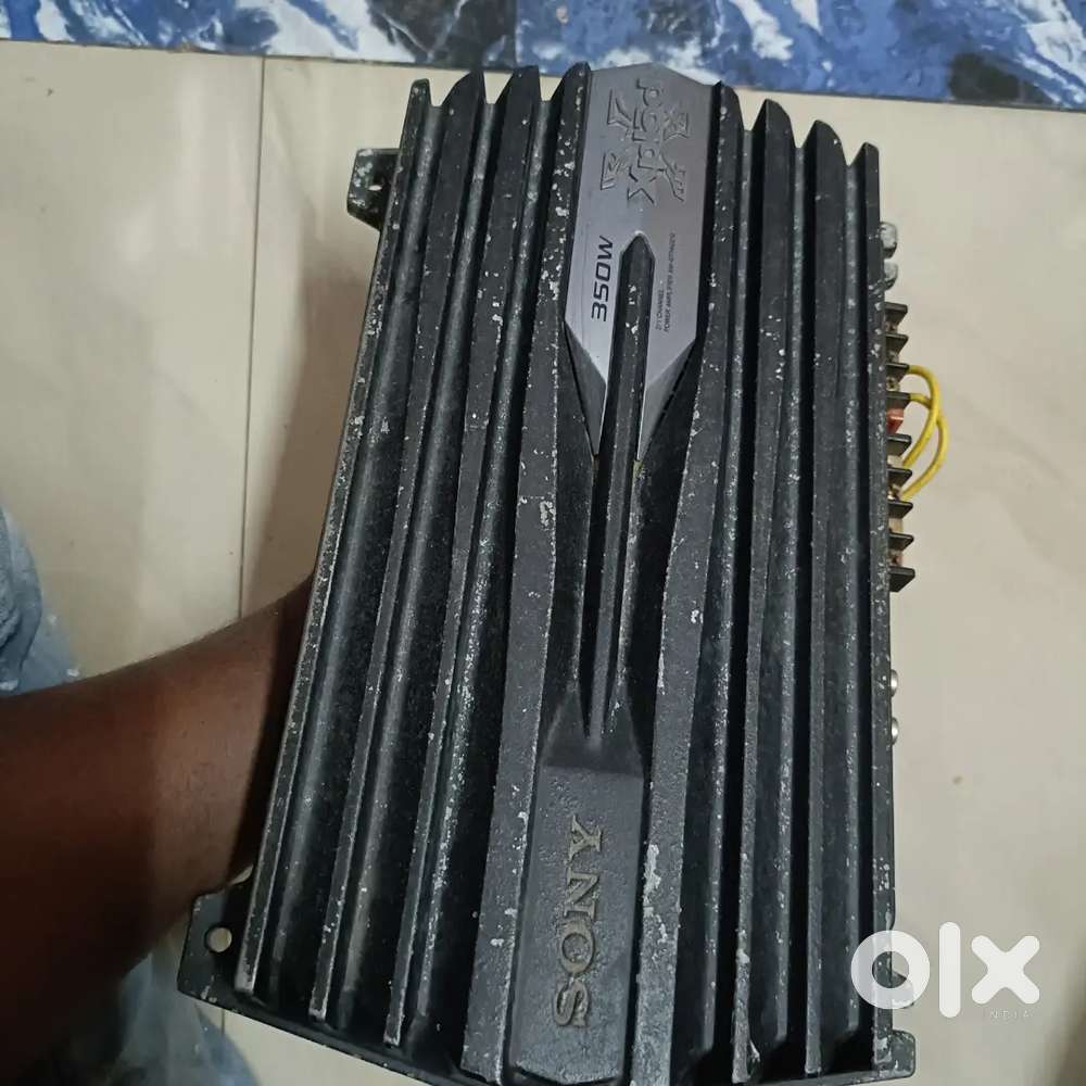 Sony amplifier JBL woofer good condition