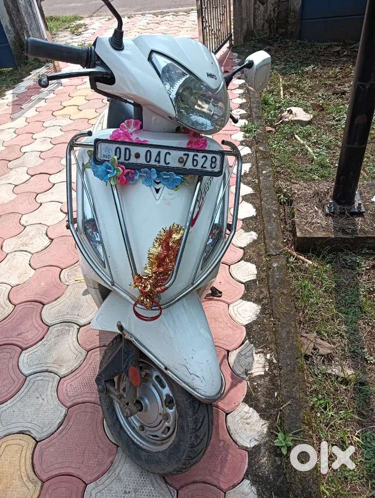 Hero new pleasure,white colour ,Scooty is in good condition.