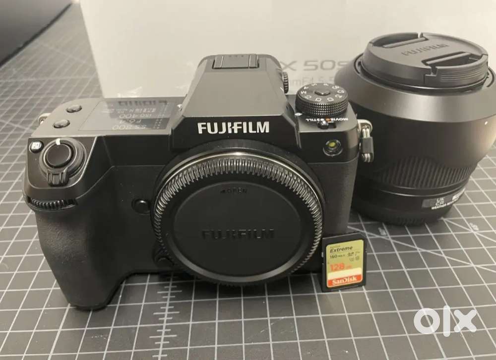 Fujifilm GFX 50S II Mirrorless Camera Body w GF35-70mmF4.5-5.6 WR Lens