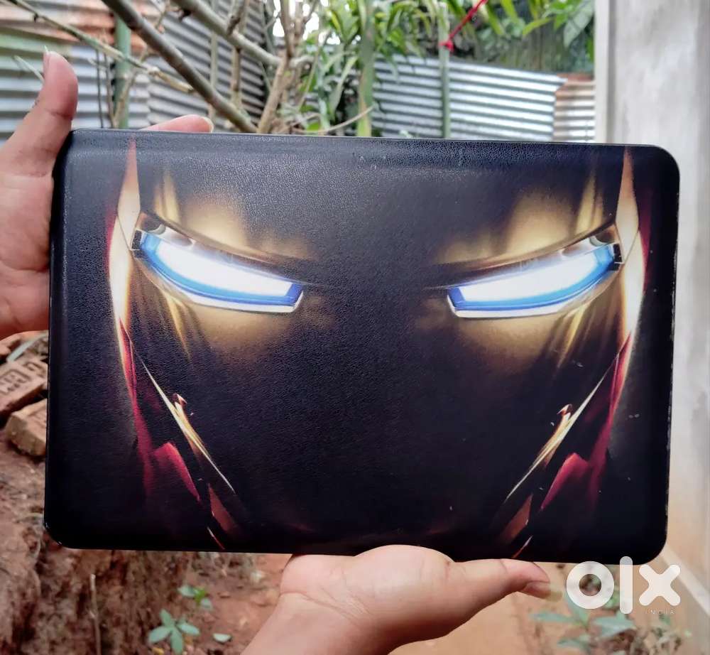 Very Good Condition HP 1000 Series with ironman skin for sale