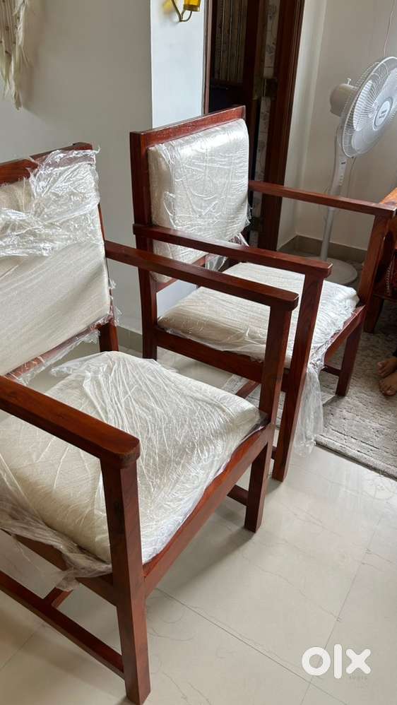 Brand bew sheesham solid wood sofa chair