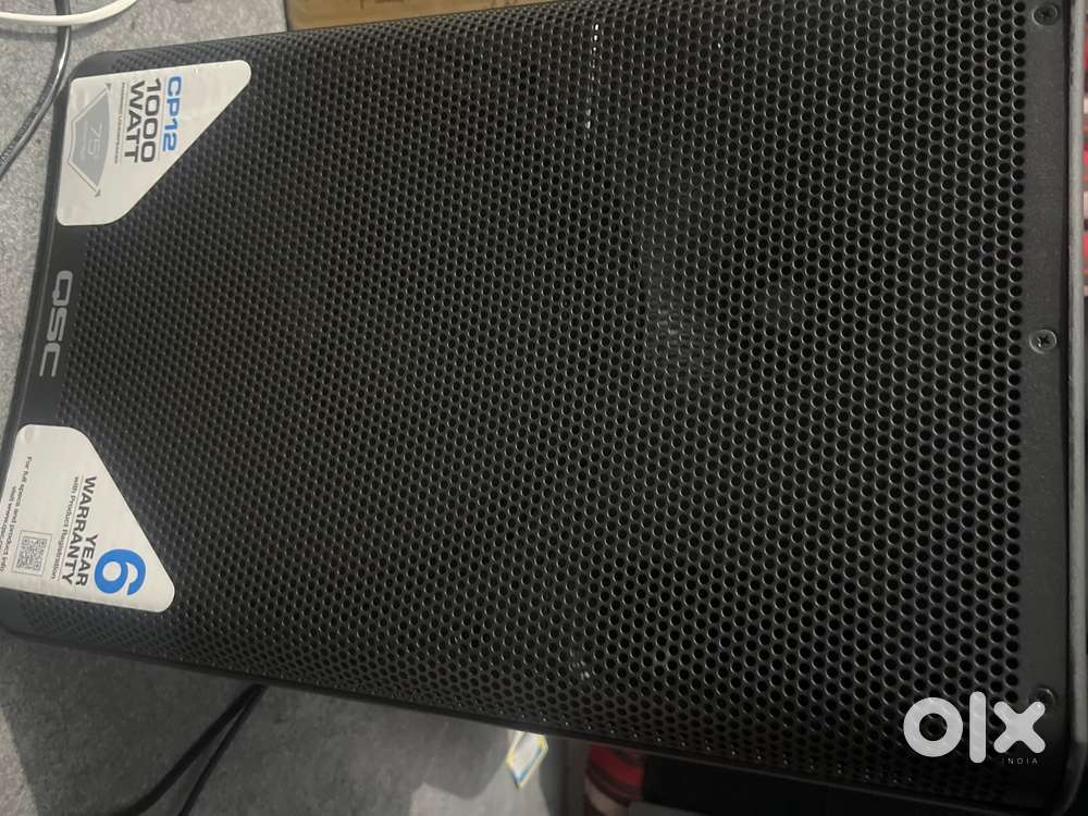 6 months old 1 pair QSC speaker(bill available)