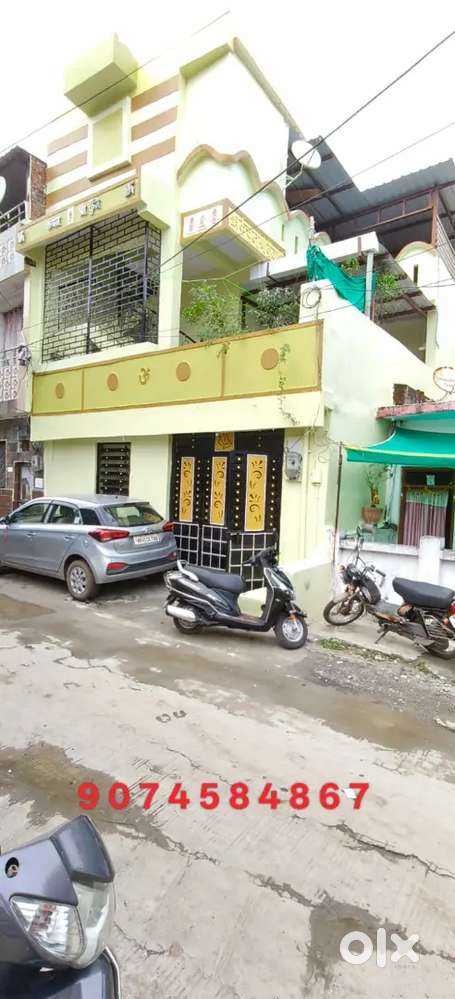 मकान बेचना है, राजीव नगर रतलाम 22.5*50