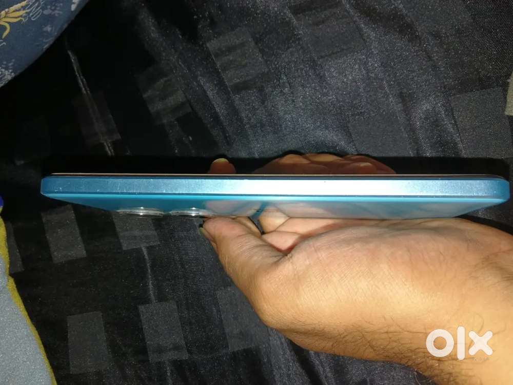 Tip top condition original glass with super power charg bywarenty open