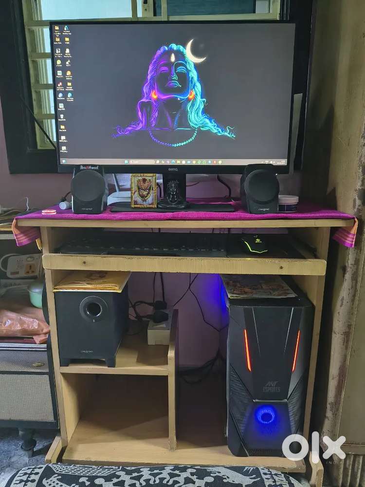 Gaming computer with excellent condition.