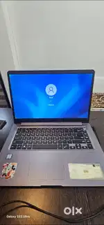 Asus Laptop Core i5 (8th gen)