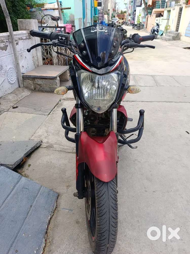 Yamaha Fz ,Neat condition,less driven, Timely maintained service