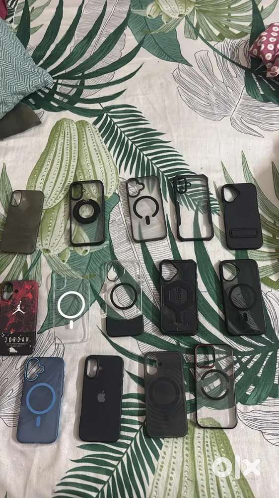 iPhone 16 cases