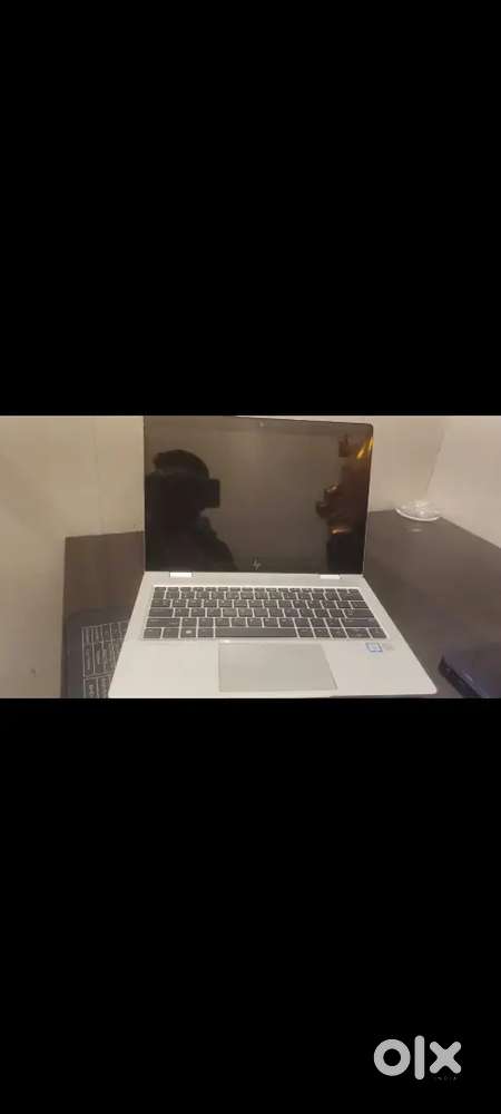 Hp laptop 360 , 8gb 256