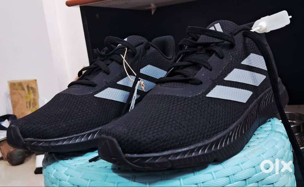 Adidas Air-speedrush {CBLACK/GREY}  Running shoes