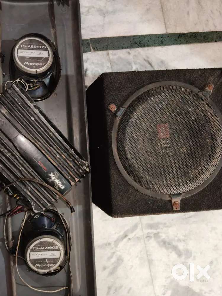 Jbl Oofer , speaker and amp (combo offer)