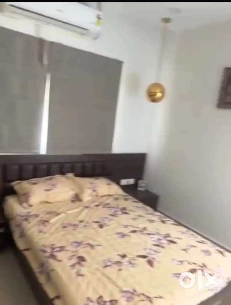 Fully furnished ready to move