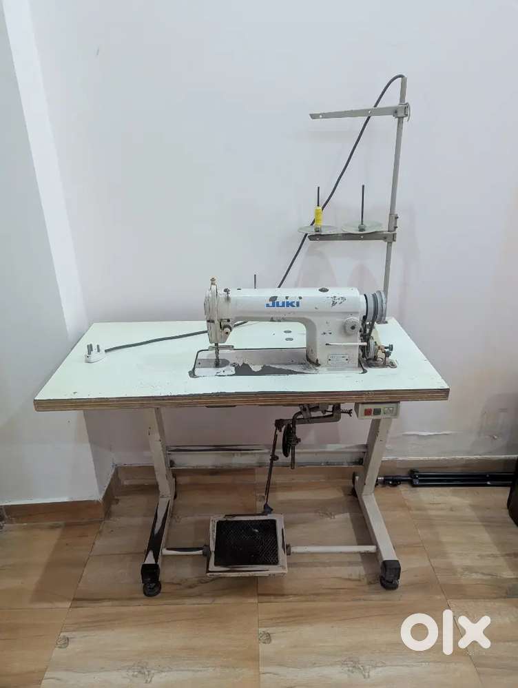 Juki commercial sewing machine (japanese machine)