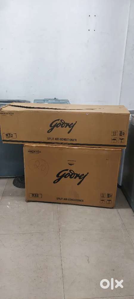 2 Ton fresh factory seconds Godrej AC