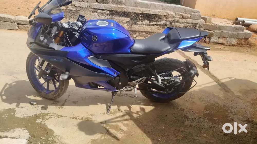 Yamaha R15v4 good condition