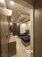 Luxurious pg for only girls at huda City centre metro station