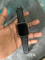 Apple watch series 8
