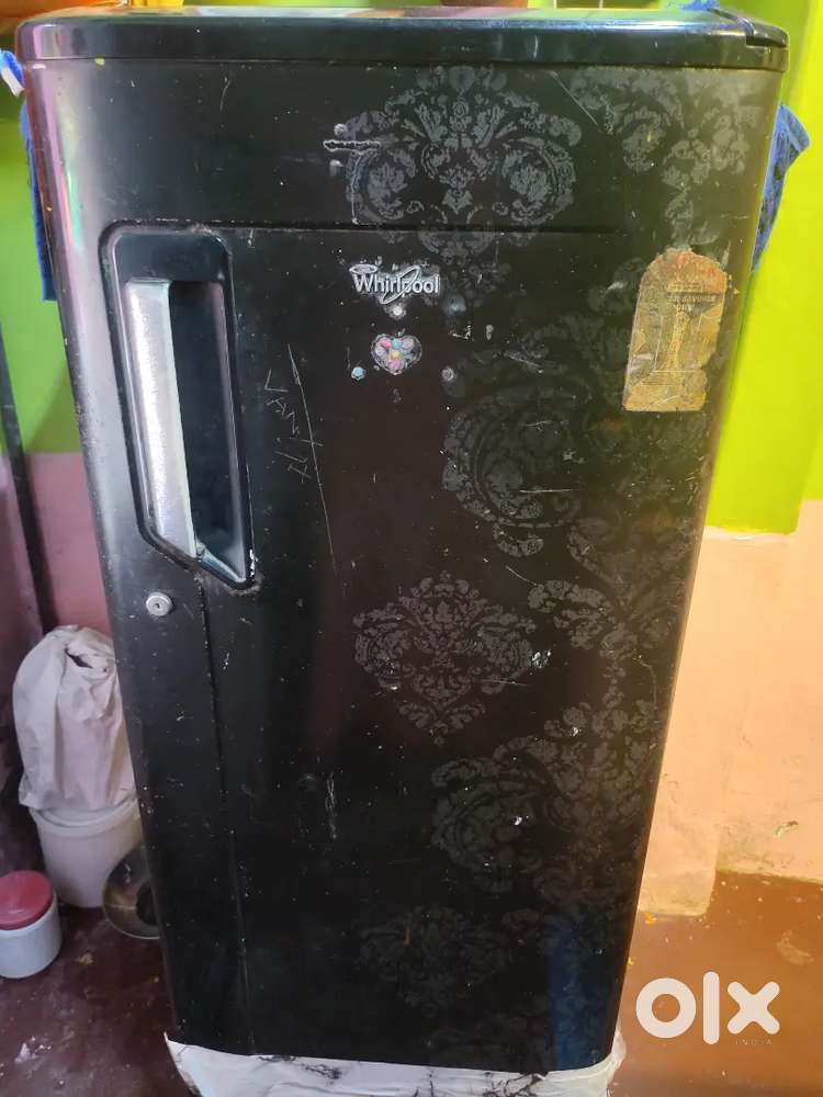 Whirlpool black colour fridge