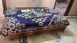1 Rk furnished available in Sector 40