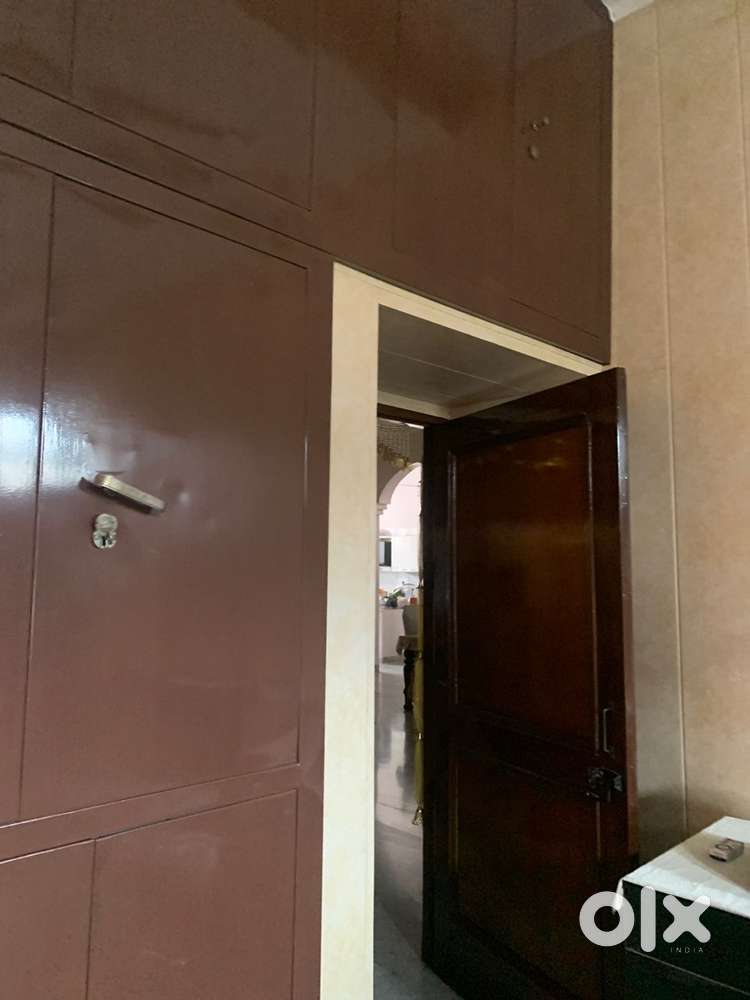 300gaj plot for sale in urban estate phase 2