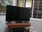 LLOYD 32 INCH LED TV