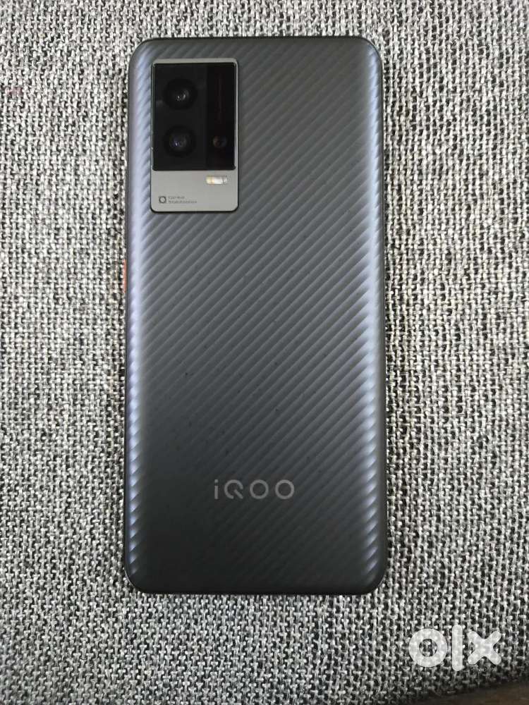 Iqoo9 8/128gb variant