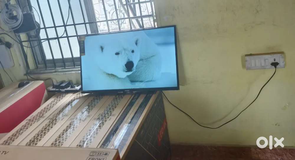 32 inch sony smart Android frameless oled 4k 3yr display waranty 8500