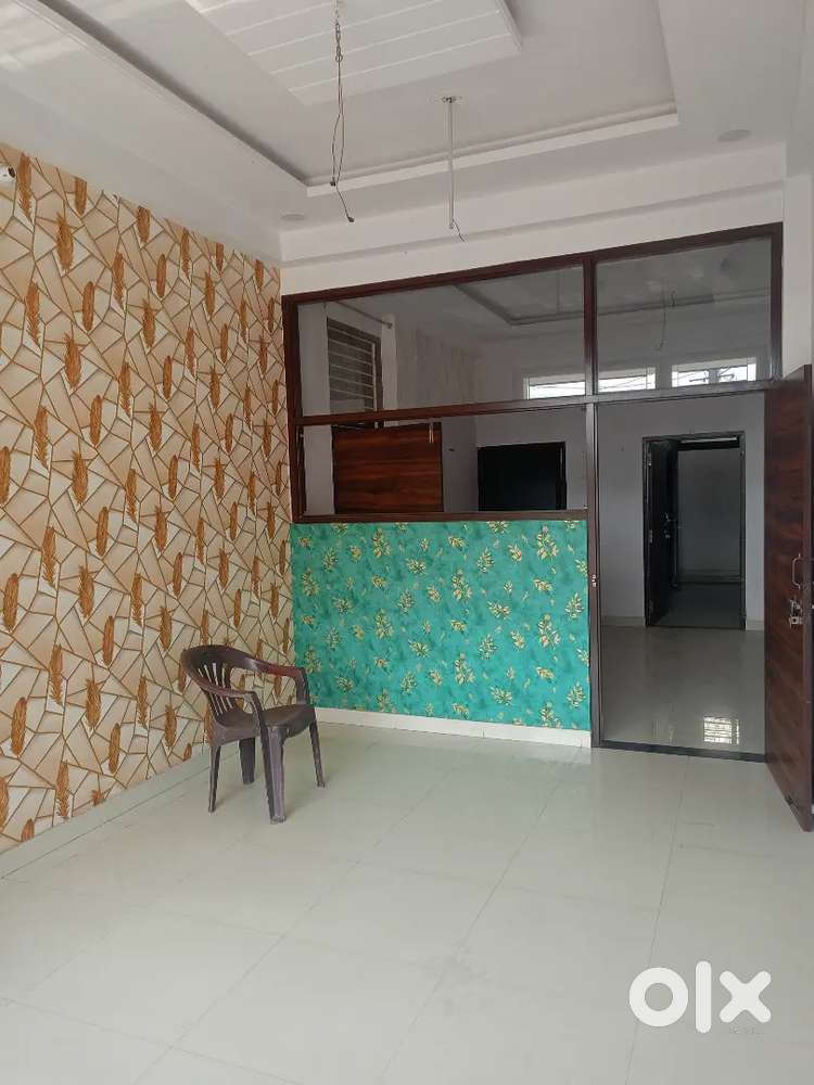 3bhk semi furnished house for rent