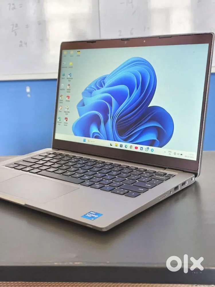 dell laptop latitude 5320 ,i5 ,11 generation ,16 gb ram,256 gb ssd