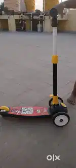 Kids skating