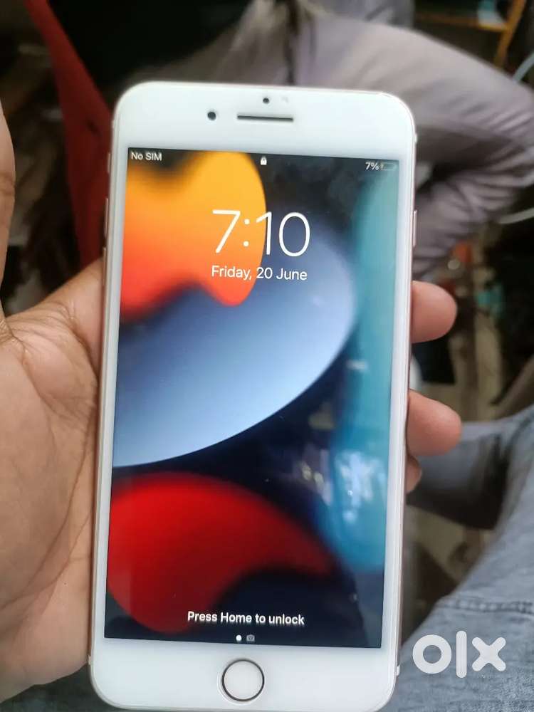 I phone 7plush.. storege 32G