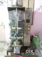 Water pouch machine