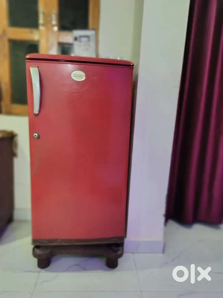 Kelvinator Fridge with Stabilizer,Excellent Cooling, Great Deal