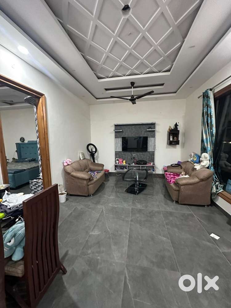 Available 2bhk fully furnished in Sunny enclave close 200ft airport