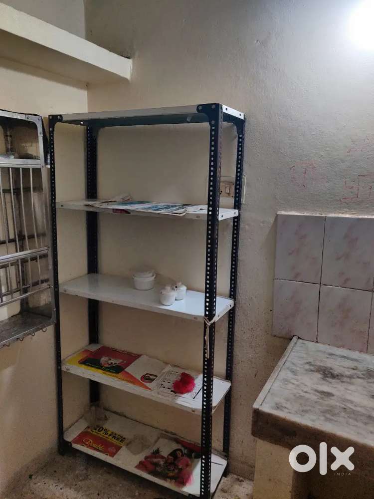 Storage rack full space available and a string quality material