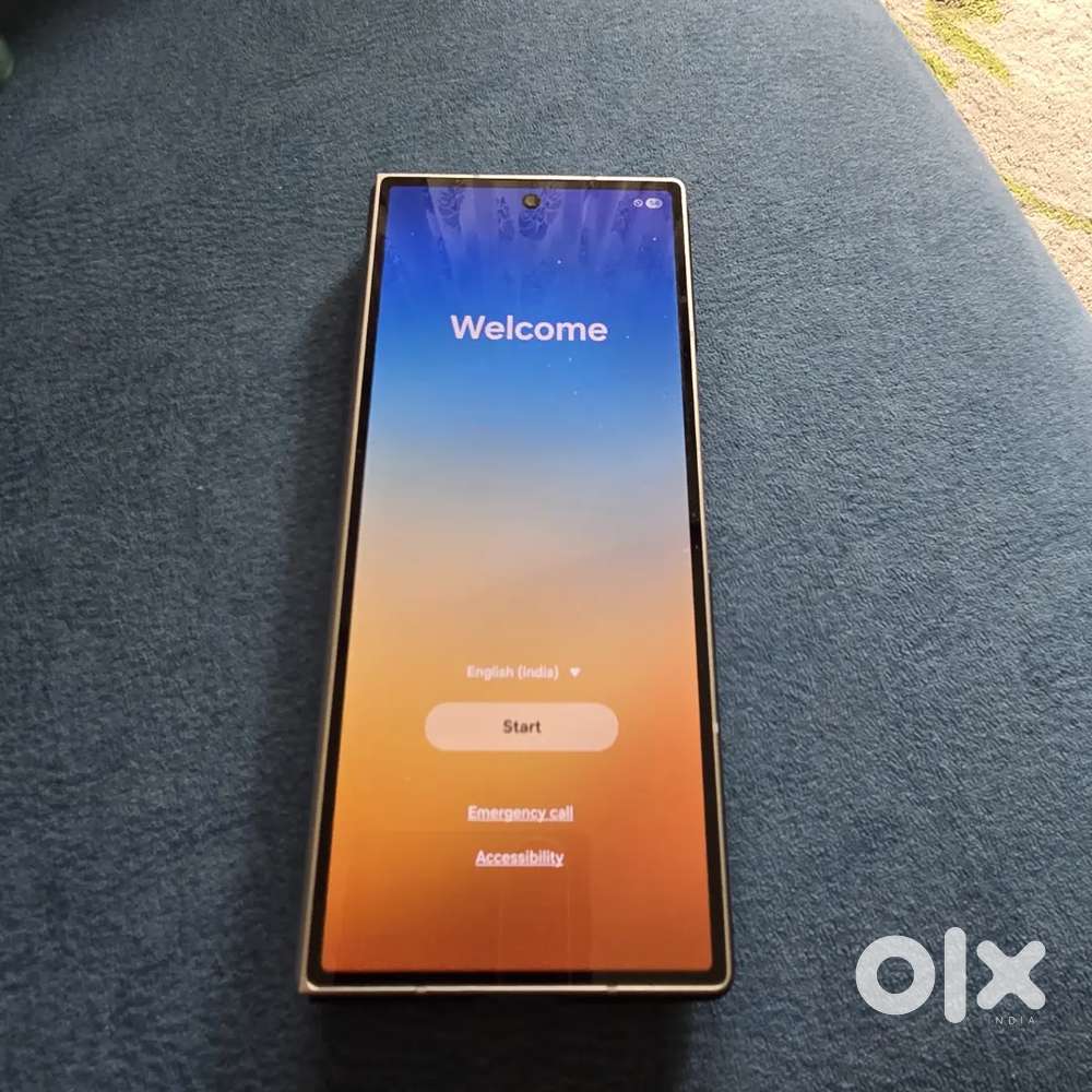 Samsung Fold 6 512GB White 1L As good as New