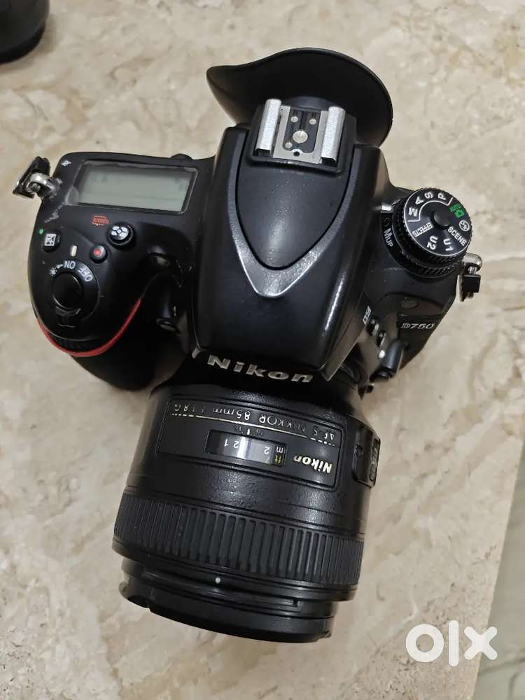 Nikon D750 with 3 fast prime lens
